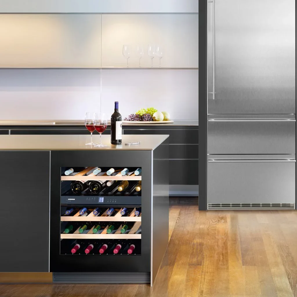 UWTgb 1682 Vinidor built-in Under Counter Wine Cabinet